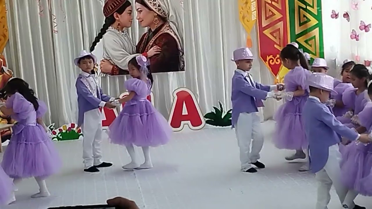 Омарчик Динамен вальс билеп жатыр ашық сабағымызда -04.03.2026