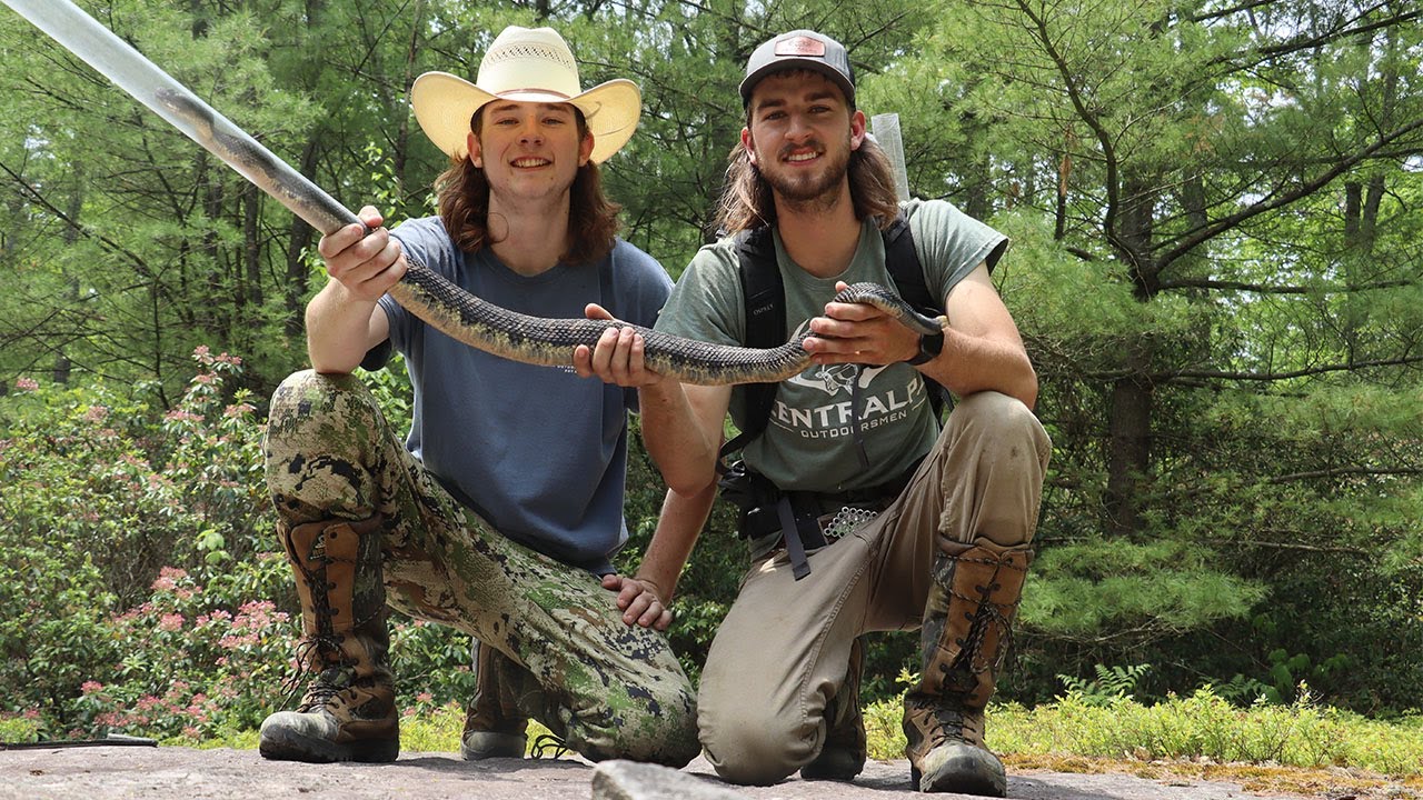 Pennsylvania Rattlesnake Hunting Opening Weekend 2023 | BIG SNAKE FOUND
