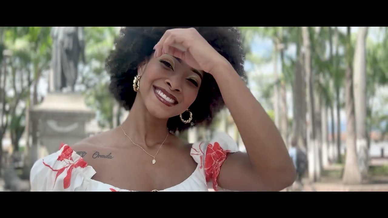 CABELLO BELLO / Carlos Brito Mosquera