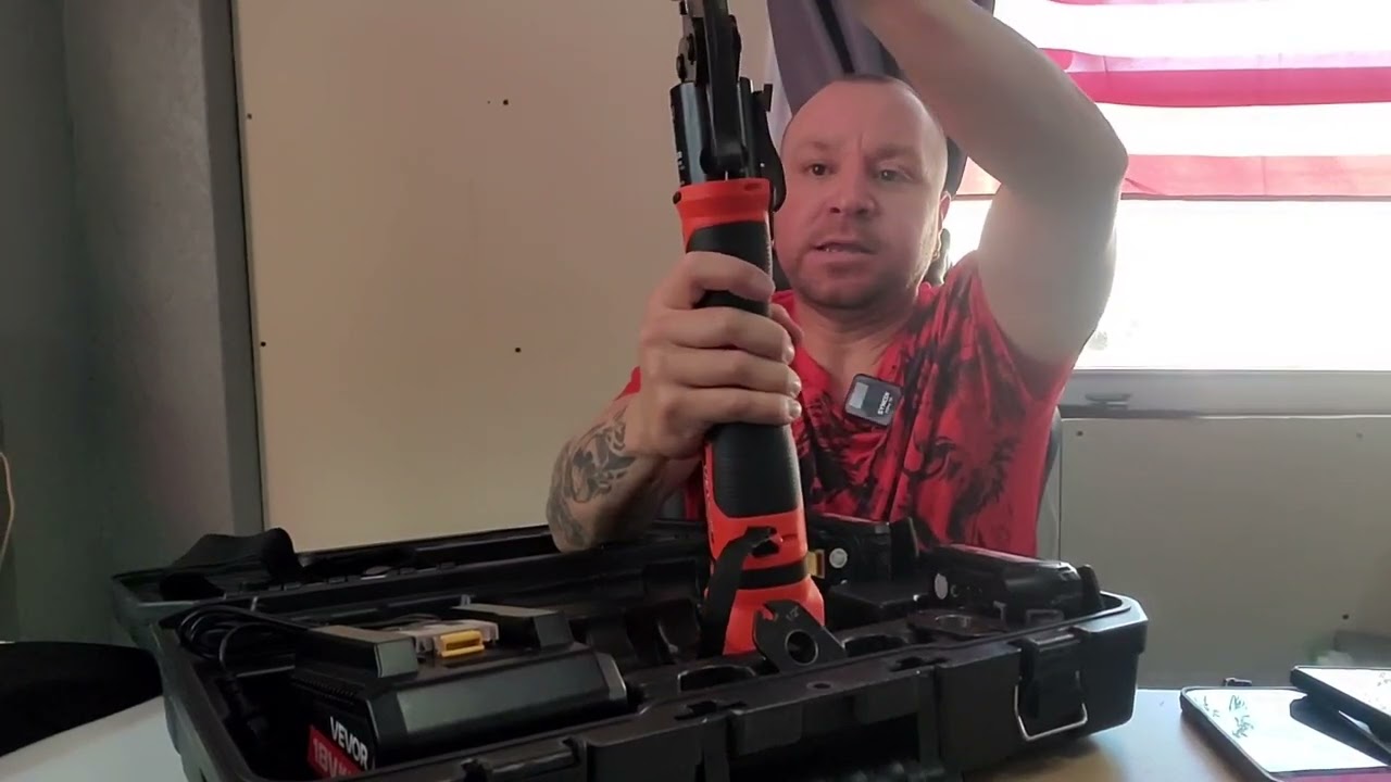 VEVOR Cordless Mini Press Tool, 18V Electric Pipe Crimping Tool for 1/2