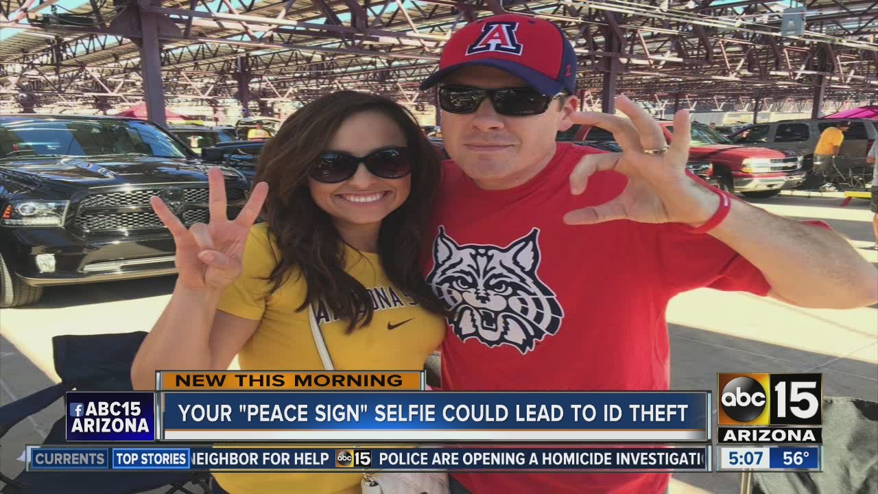 Your 'peace sign' selfie could lead to ID theft