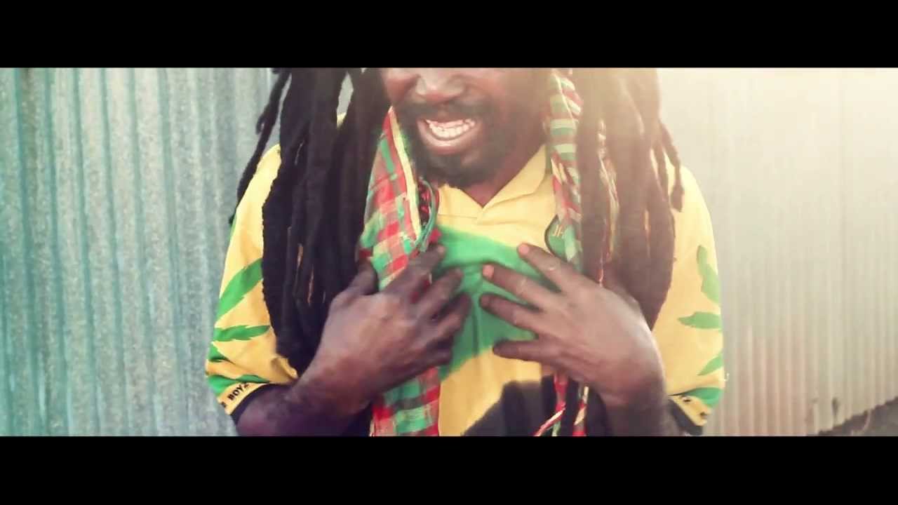 Racine des Iles   kossa moin nena