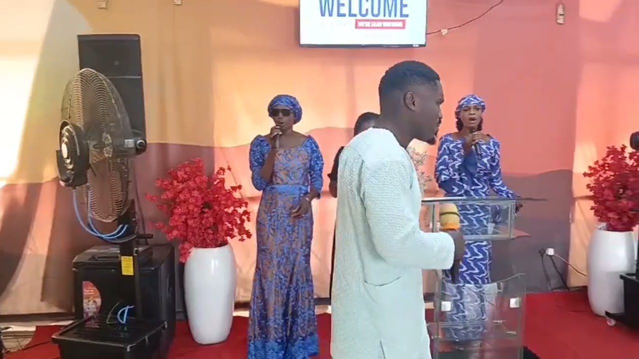 SUNDAY-PRAISE & WORSHIP