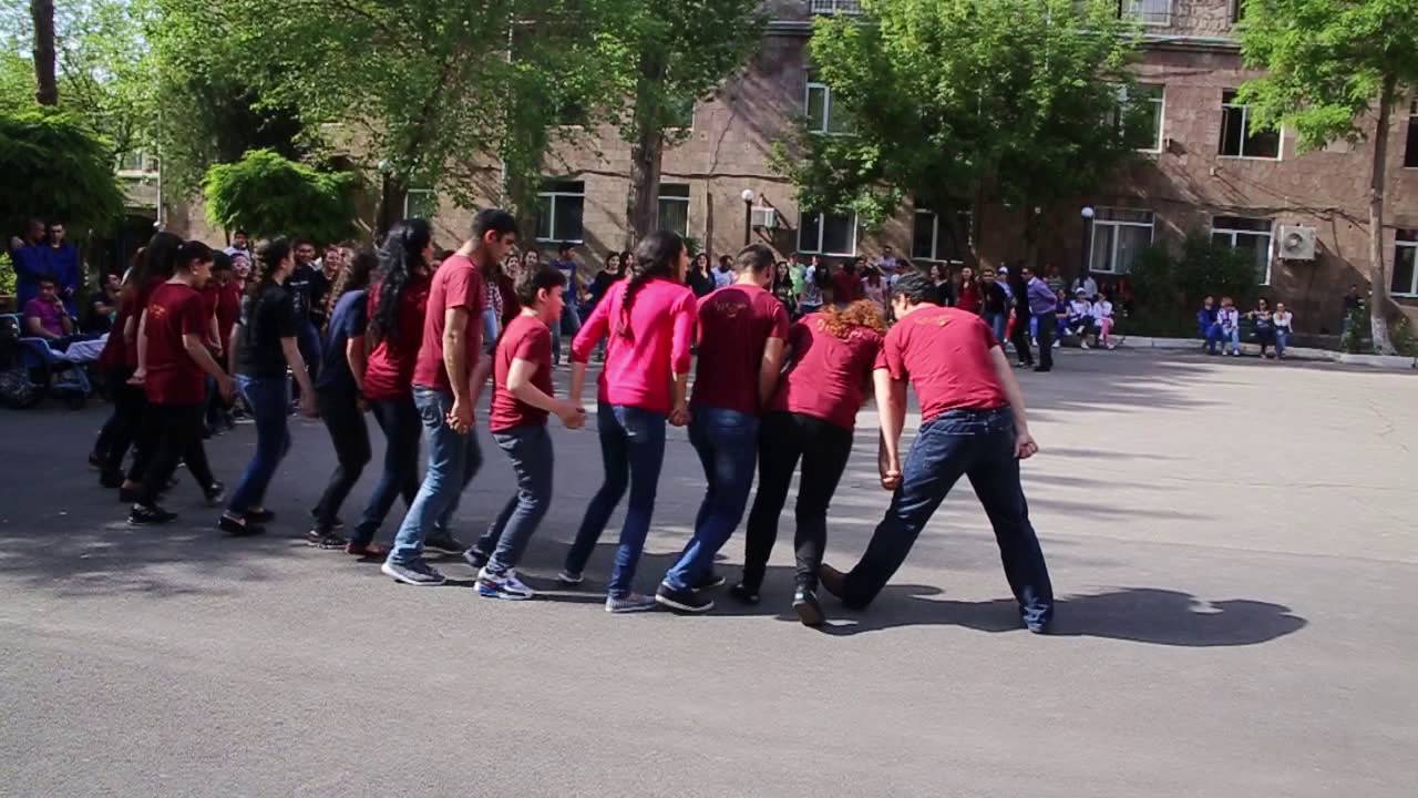 Ազգային պարեր զինվորական հոսպիտալում - ՄԱՍ 1 (Քոչարիներ)