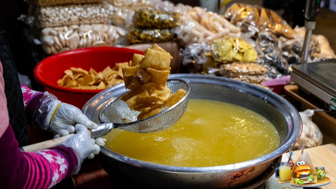 🇰🇷 Korean Street Food - 19 TYPES! 20-YEAR Traditional Snacks, People Come From All Over Korea For
