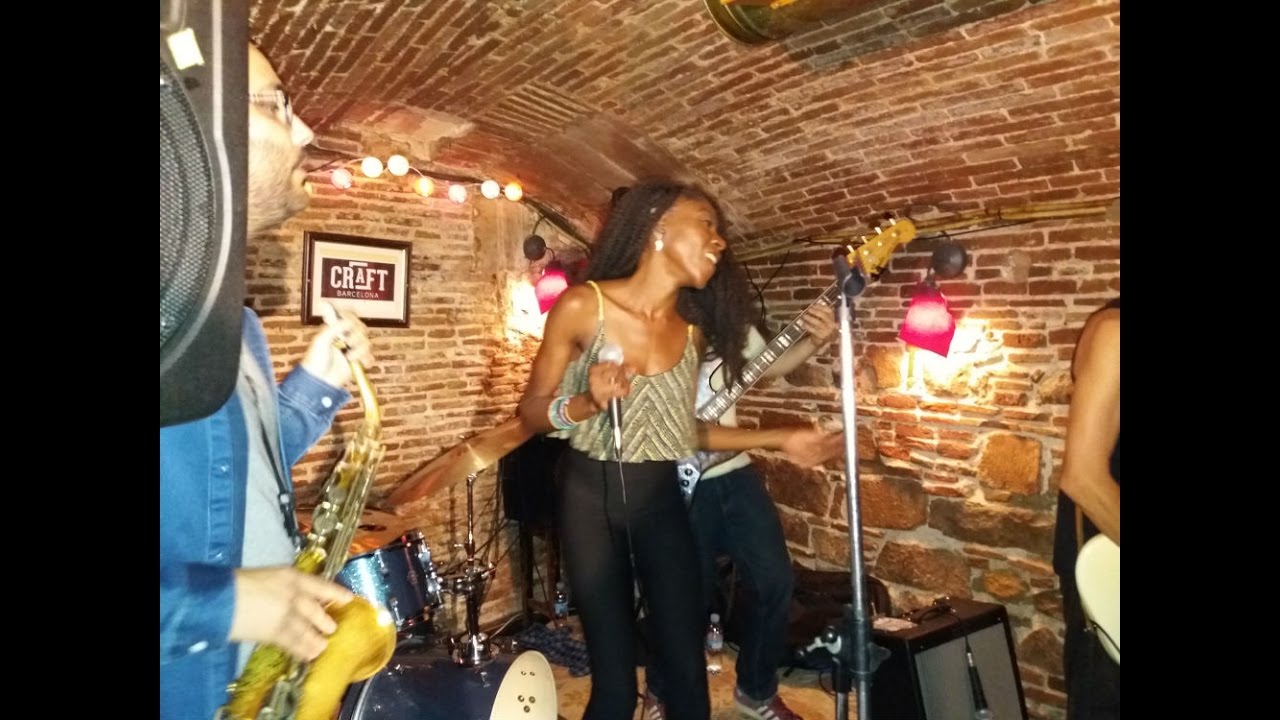 Marga Mbande concert in Barcelona