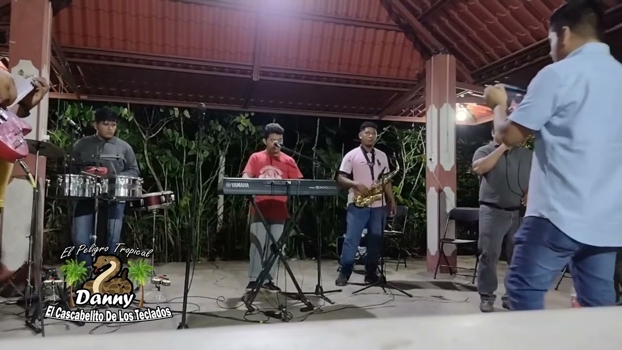 Amor Añejo- El cascabelito de los teclados (by sound of disco)