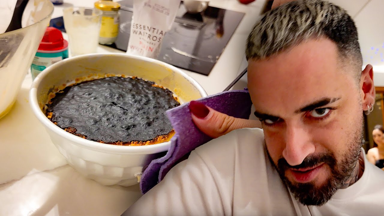 FIZEMOS UM BOLO COM O NOSSO AJUDANTE