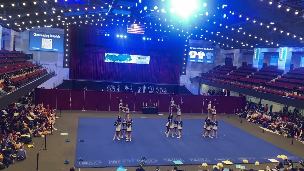 Varsity cheer competition