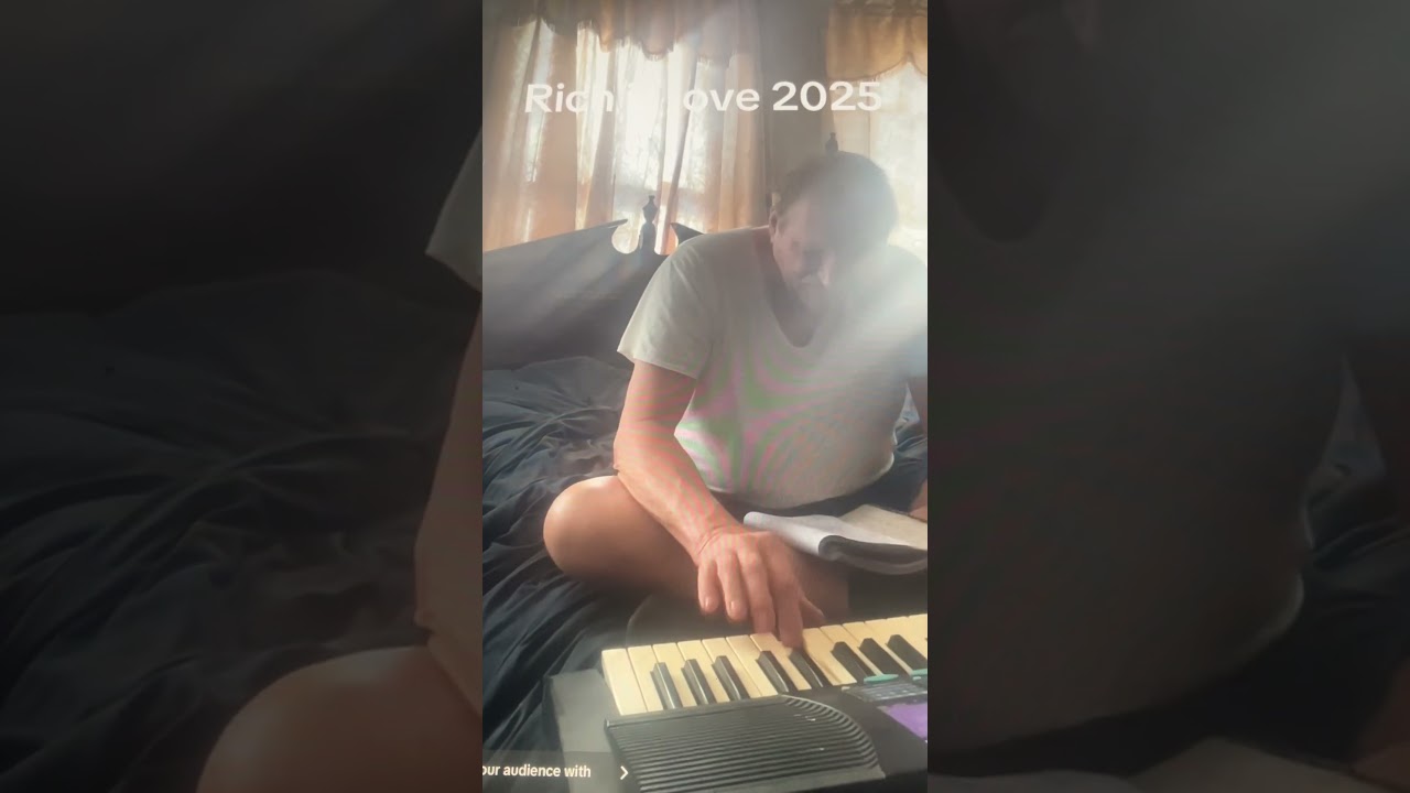 Rich In love 2025 utube bob wilson roll back to you