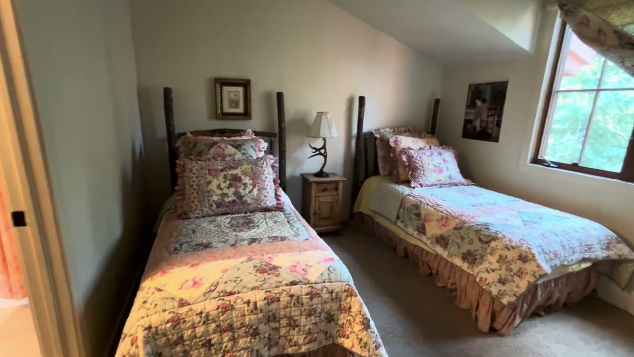 30 Westridge Townhomes 