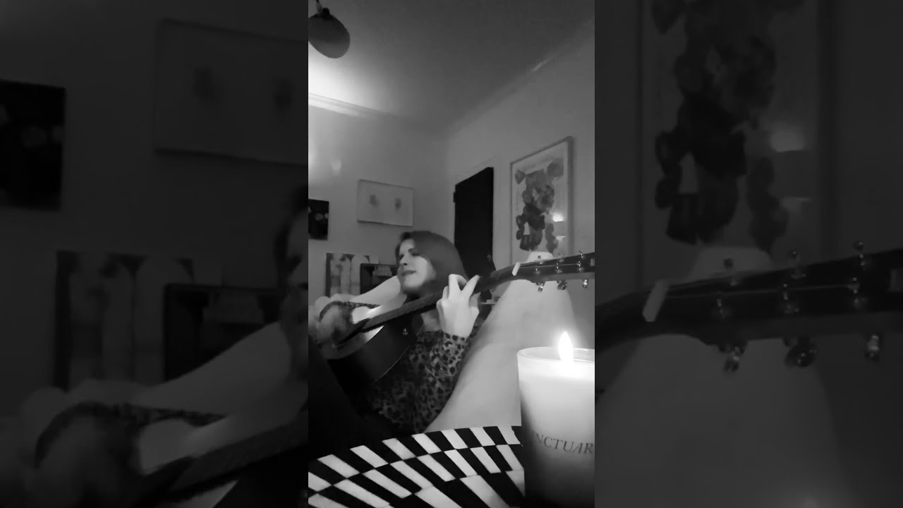 Hayley Williams: Over Those Hills (live at home)