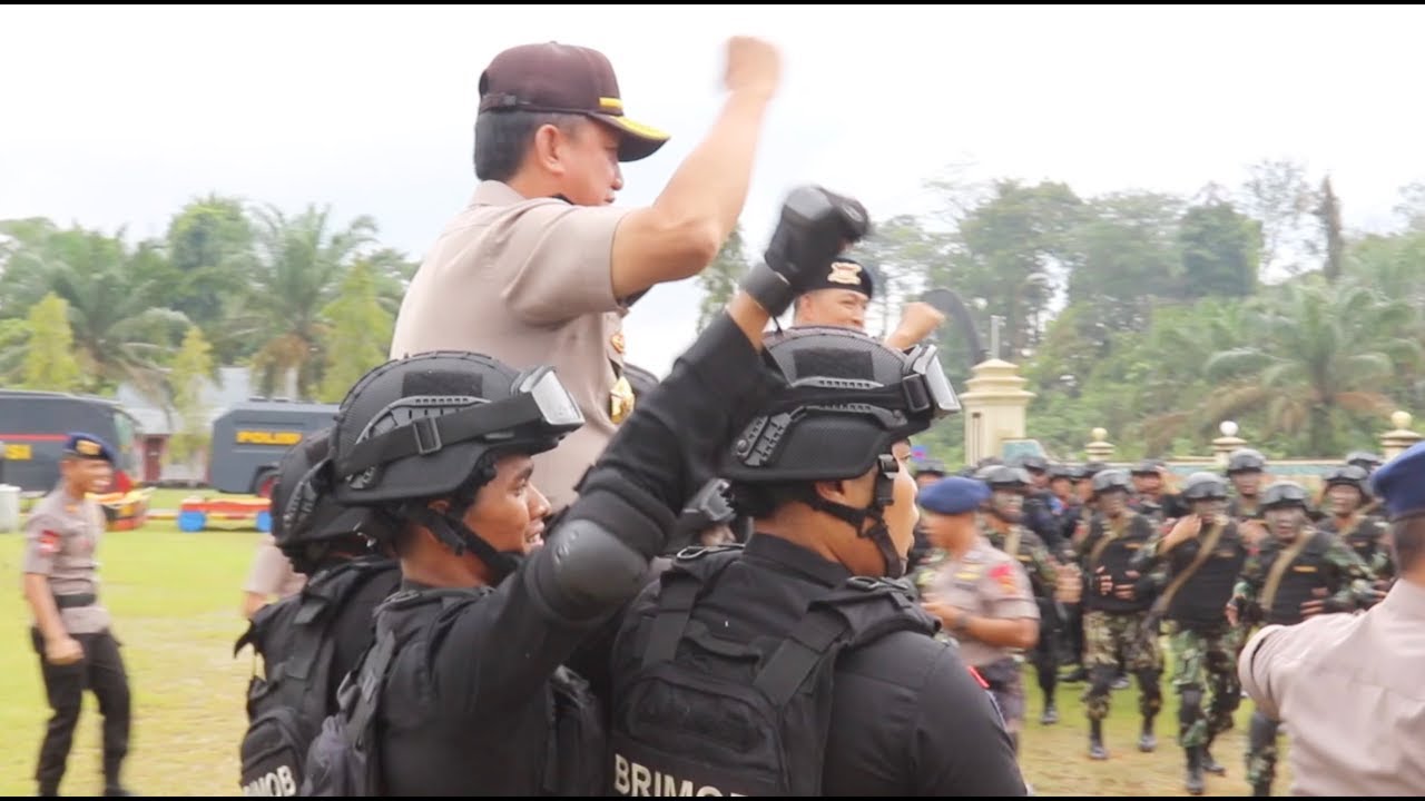 KUNKER KAPOLDA JAMBI BESERTA ROMBONGAN DAN PENGURUS BHAYANGKARI DAERAH JAMBI