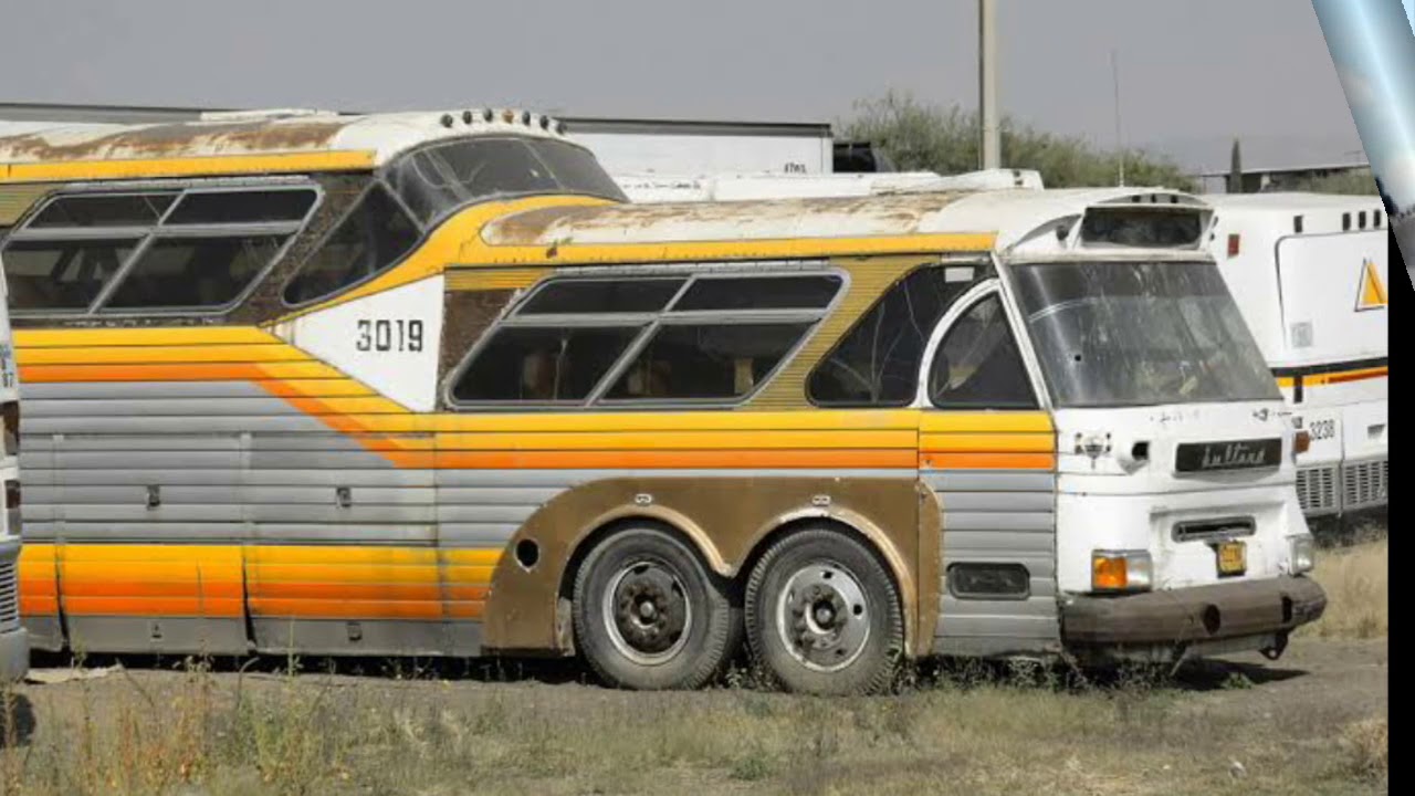 AUTOBUSES ABANDONADOS