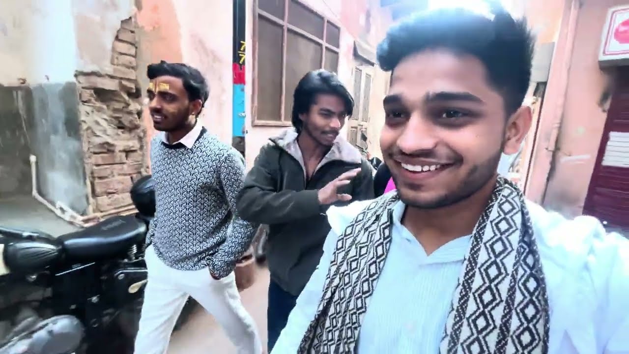 Varmala in Vrindavan sagar bhai ki sadhi🙏😅#vrindavan #chandel #vlog #viralvideo ￼