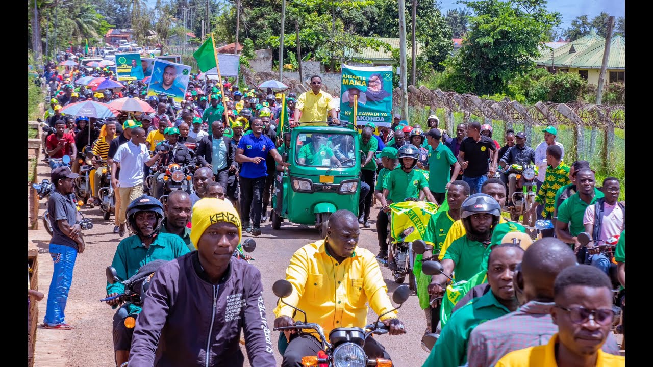 #LIVE:MAKONDA AKIZUNGUMZA NA WANANCHI WA KATORO AKIWA NJIANI KUELEKEA GEITA MJINI