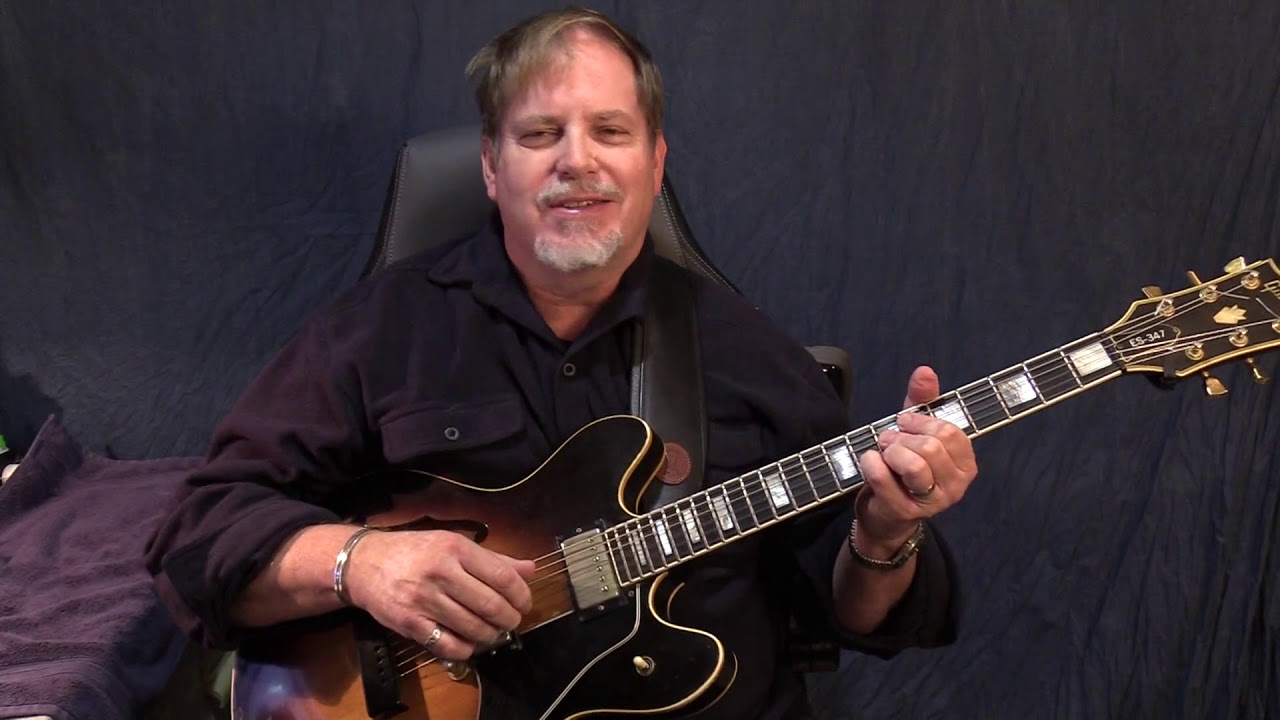 Jazz Guitar Today - Dave Stryker lesson Christmas Time Is Here