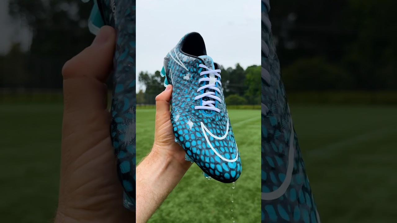 That water transformation 😤 Nike Hypervenom Hydra is simply something else 🤌