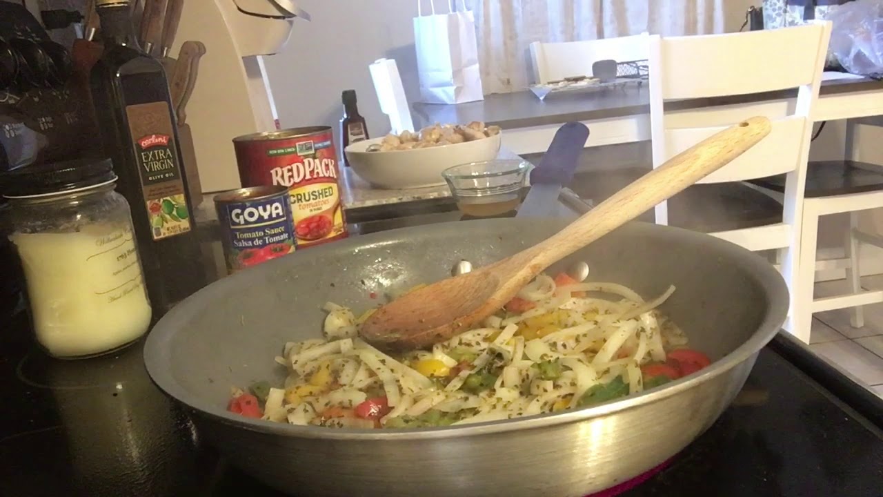 Low carb cooking: sausage, peppers and chicken