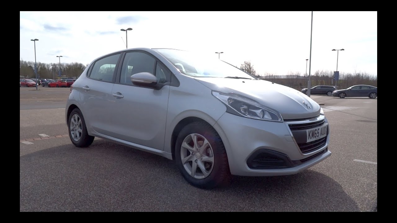 2015 Peugeot 208 1.2 PureTech 82 Active (5-door) Start-Up and Full Vehicle Tour