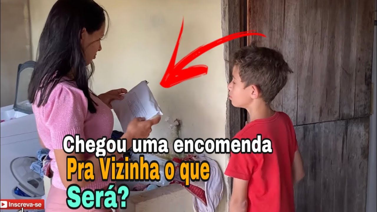 O QUE TEM NESSE PACOTE QUE VEIO PRA CLAUDINEIA? QUERIA SABER 
(Será se abro ?)