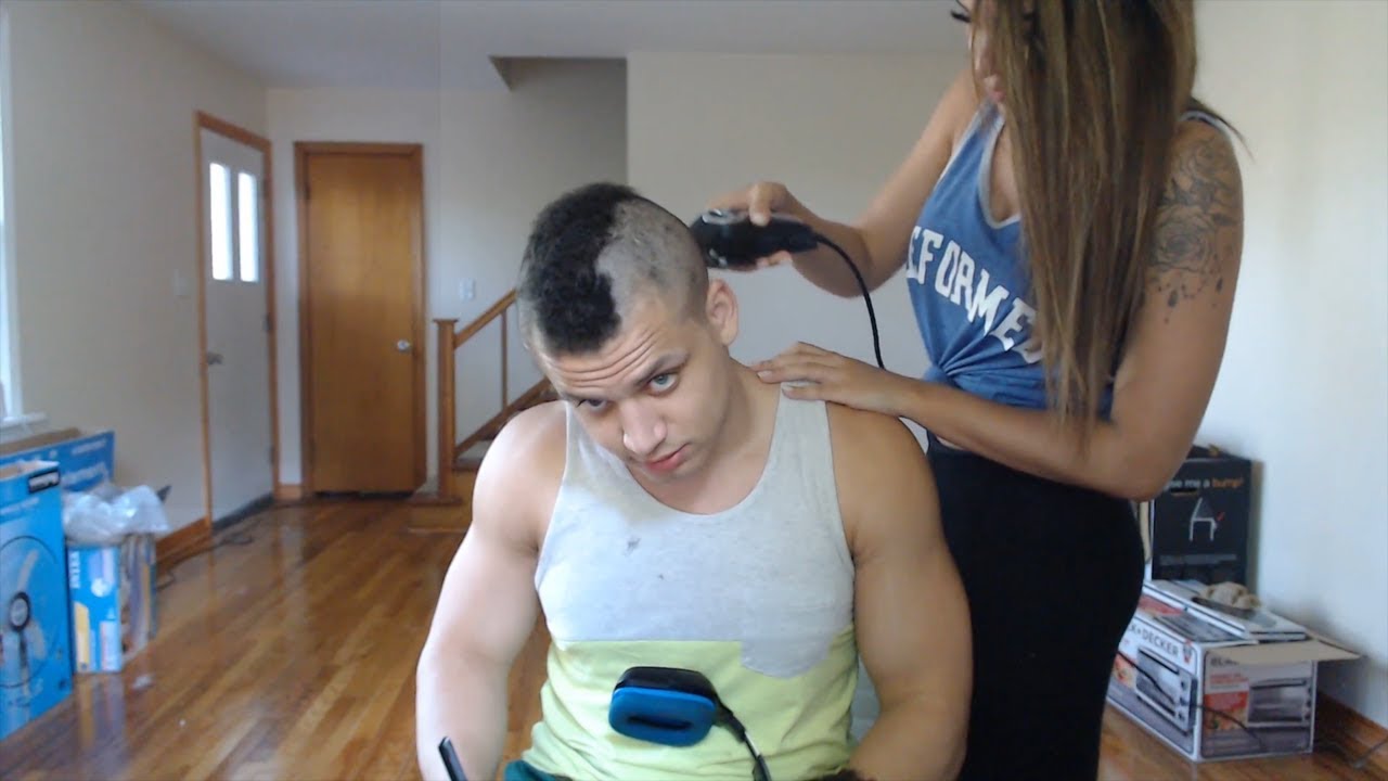 HAIR CUT ON STREAM