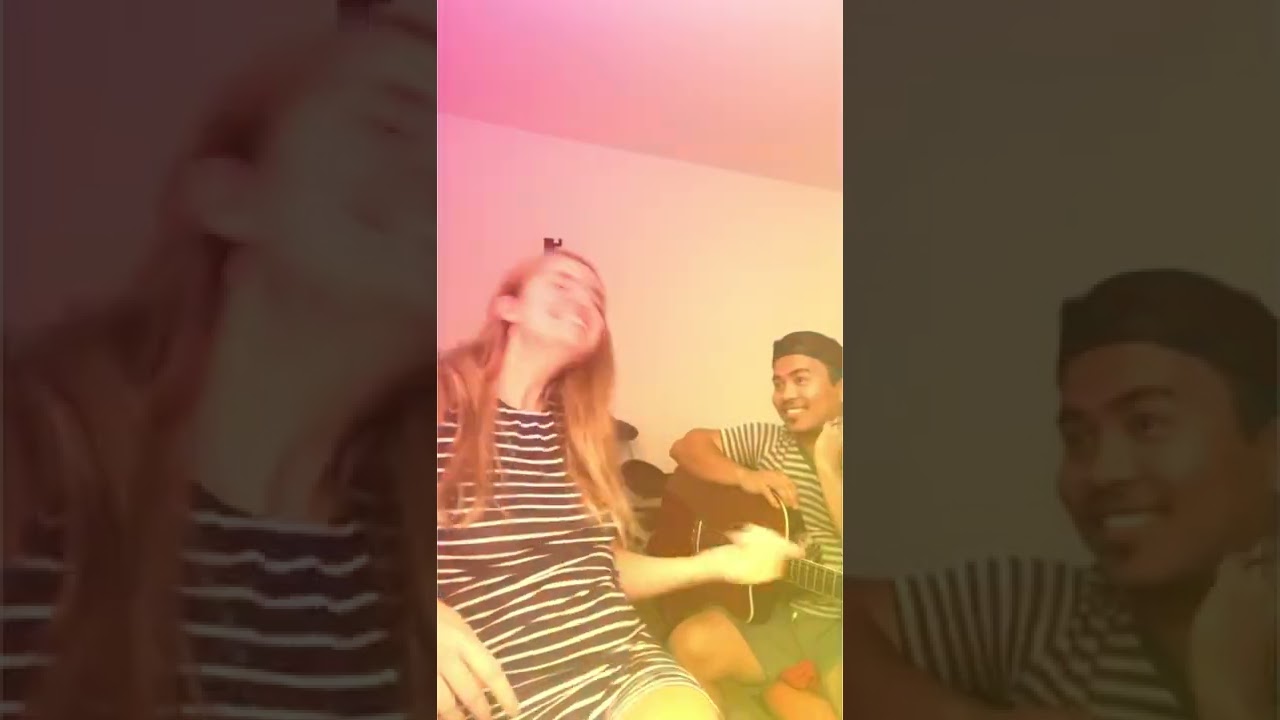Husband and wife laughing again 🤣