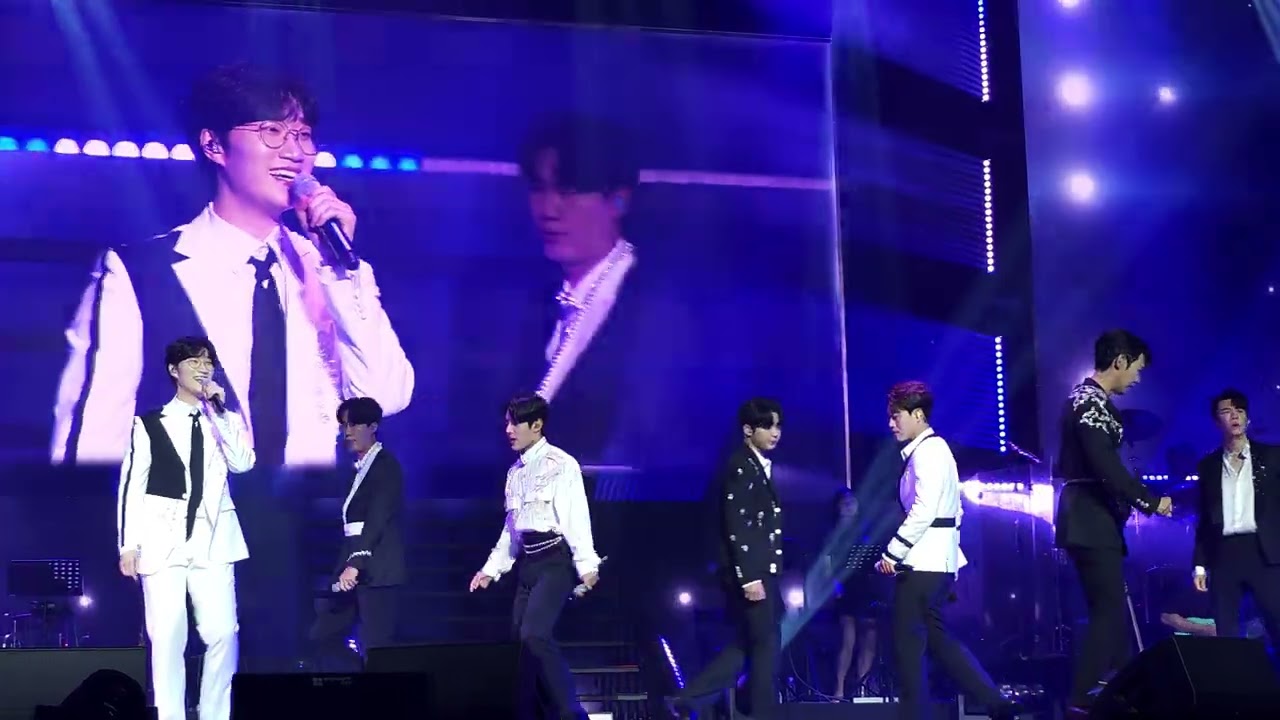 #불타는트롯맨 top7. 서울 콘서트 오프닝 무대💙#신성