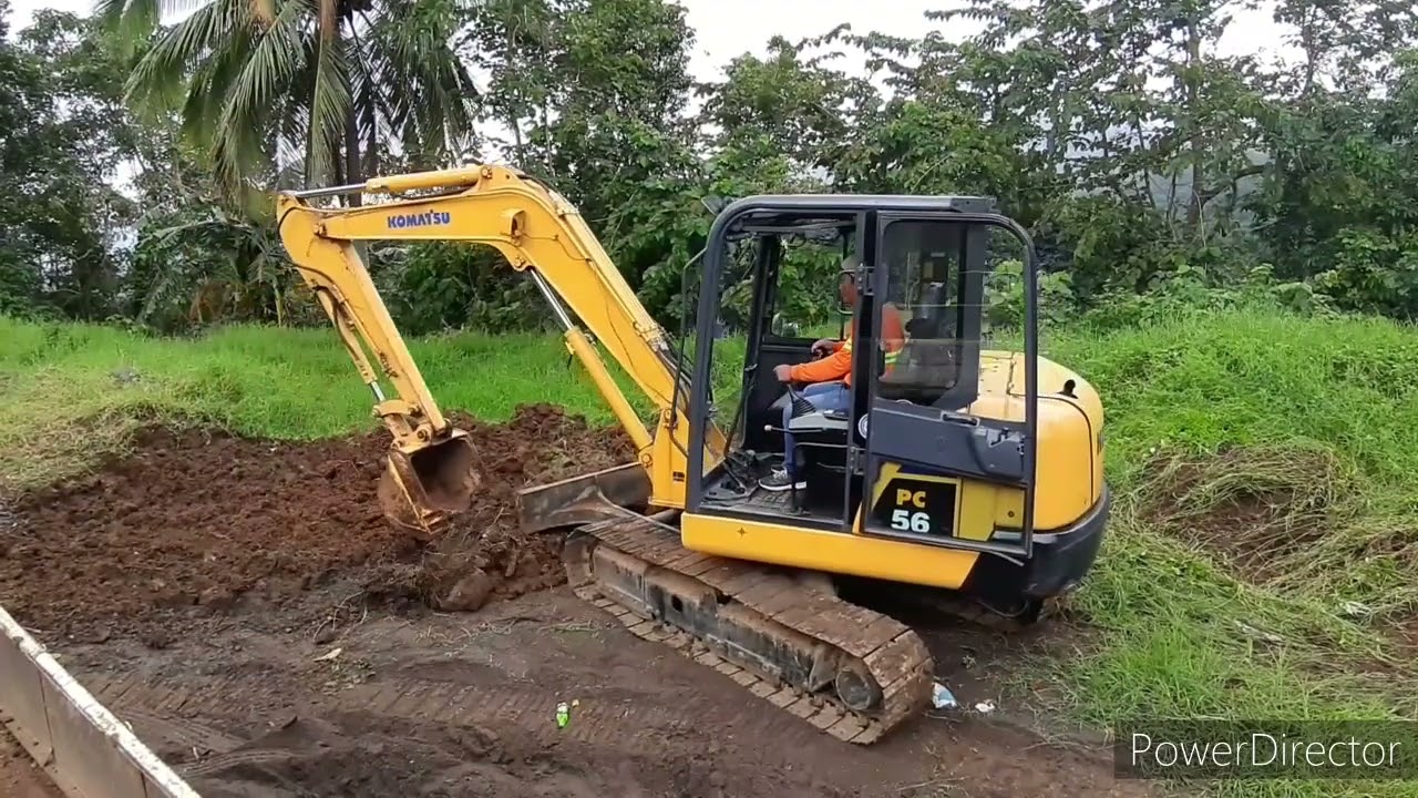 Site clearing with Komatsu PC56