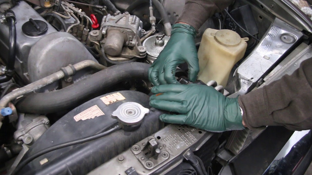 1982 Mercedes 240D X-Country Preparation - Radiator Inspection and Reinforcement