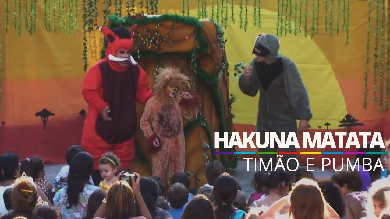 O Rei Leão - Timão e Pumba cantam 