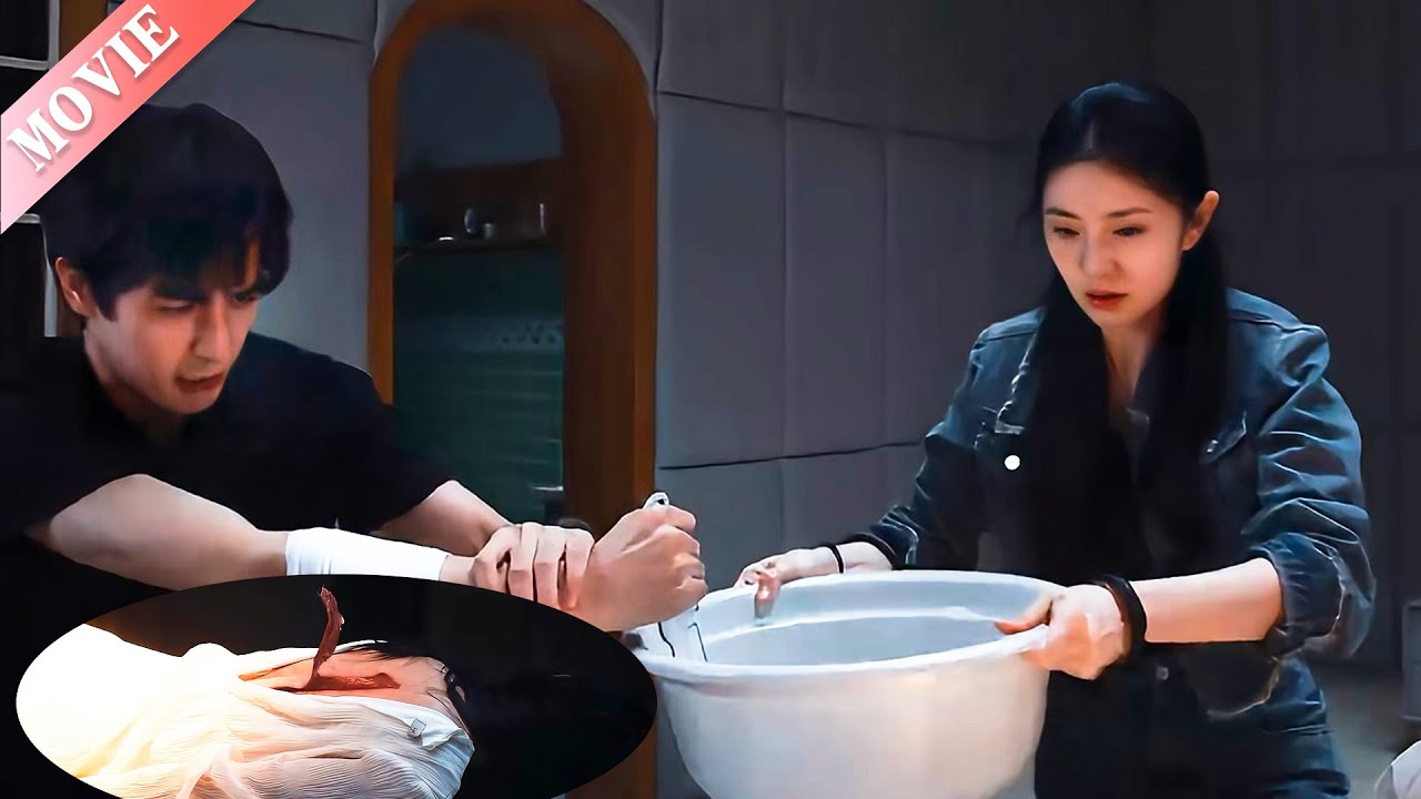 異形生物終於現世，怎料女孩竟用一盆水竟將它制服！