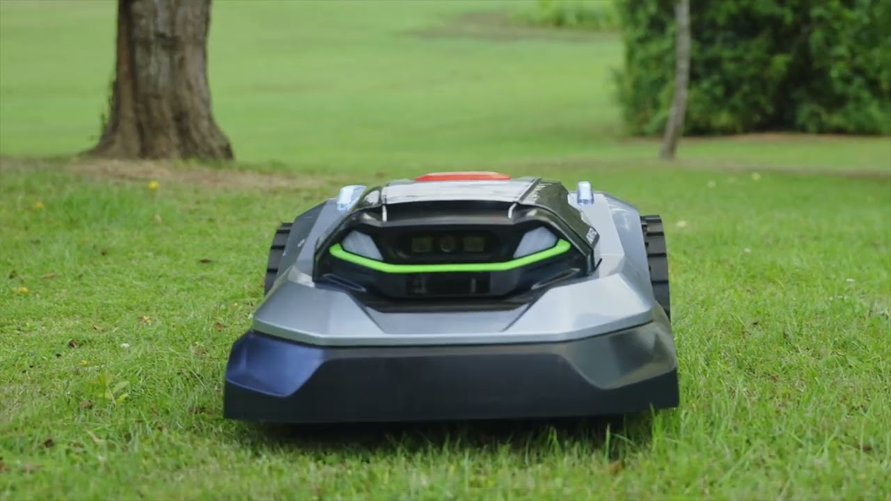 What’s it really like to live with a garden robot mower?