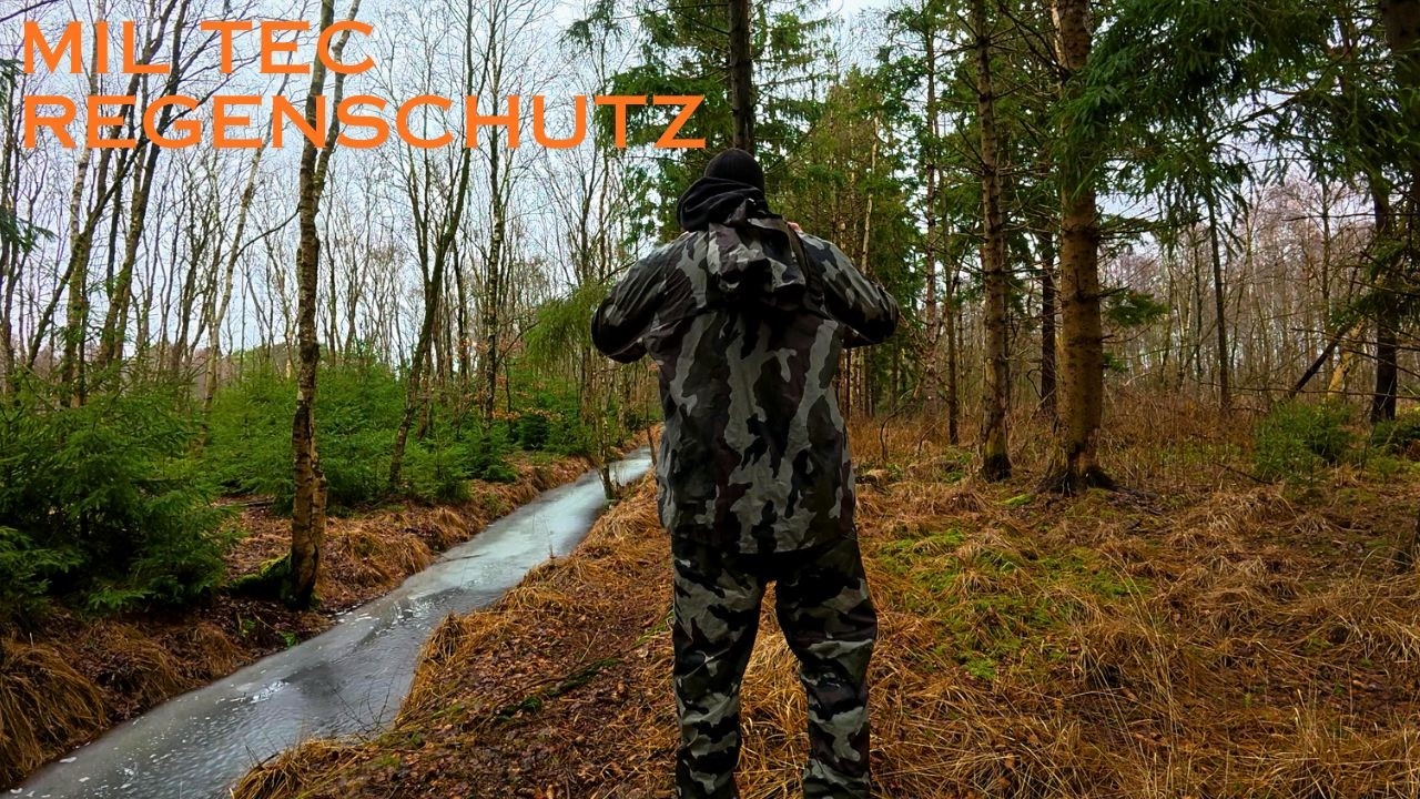 Mil Tec Regenanzug Military Gear Prepper Gear Regenschutz im Wald