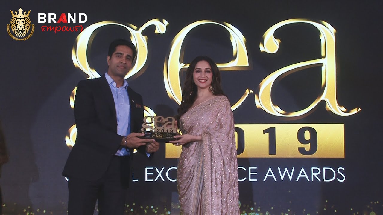 Simerjeet Singh won GEA2019 award for Global Excellence Award in Motivational Speaking