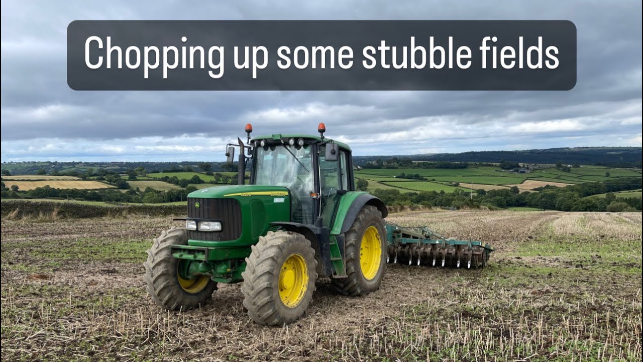 Discing and pressing stubble fields