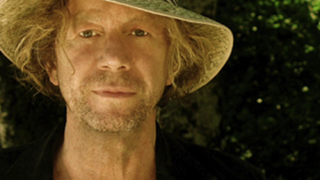 Kevin Ayers on his English accent