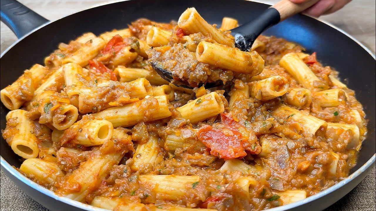 Любимая паста моей семьи! Просто натрите 1 баклажан! Легкий и вкусный рецепт.