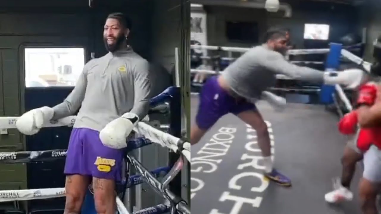 Anthony Davis throwing hands in the boxing ring 😳