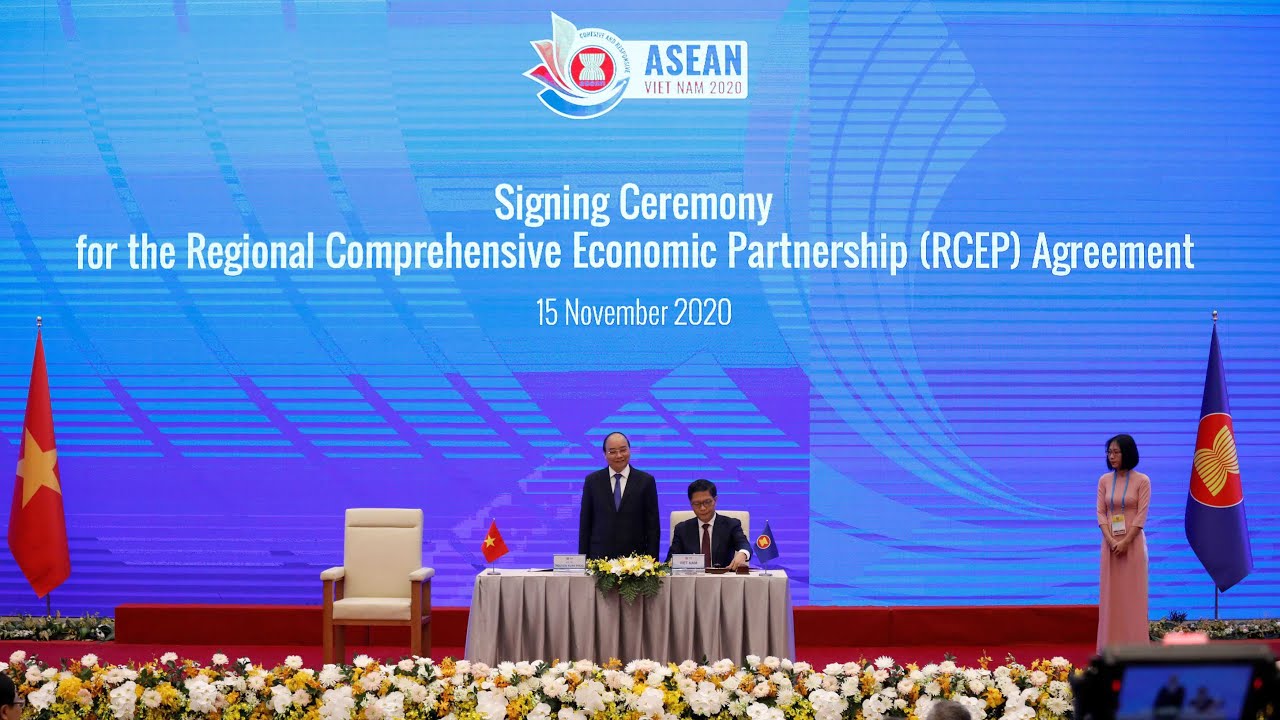 15 Asia-Pacific nations ink world's largest free trade deal