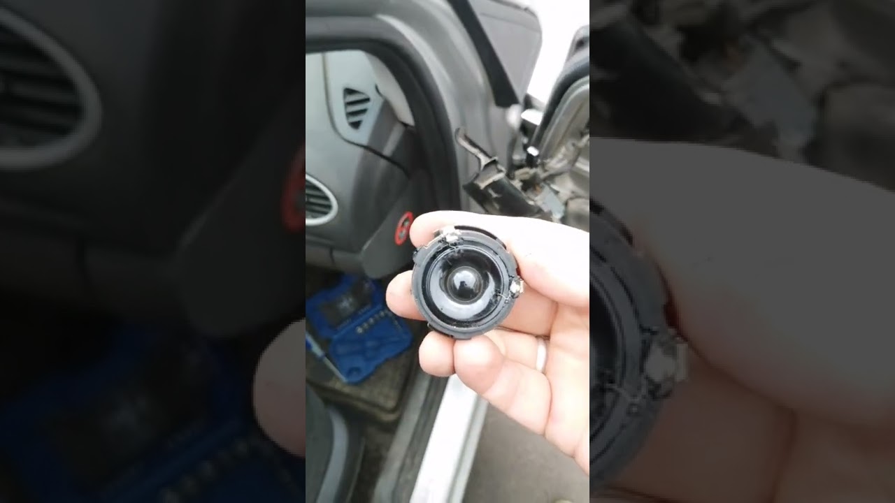 Замена штатных динамиков(пищалок) на DL Audio Raven Easy Install Neo Tweeter в Ford Focus 2