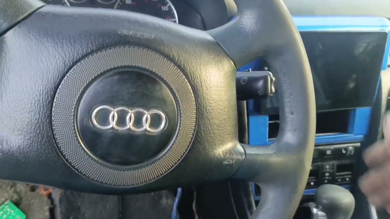 Audi a6 не работают дворники, нет связи блоком двигателя, периодически не заводится.