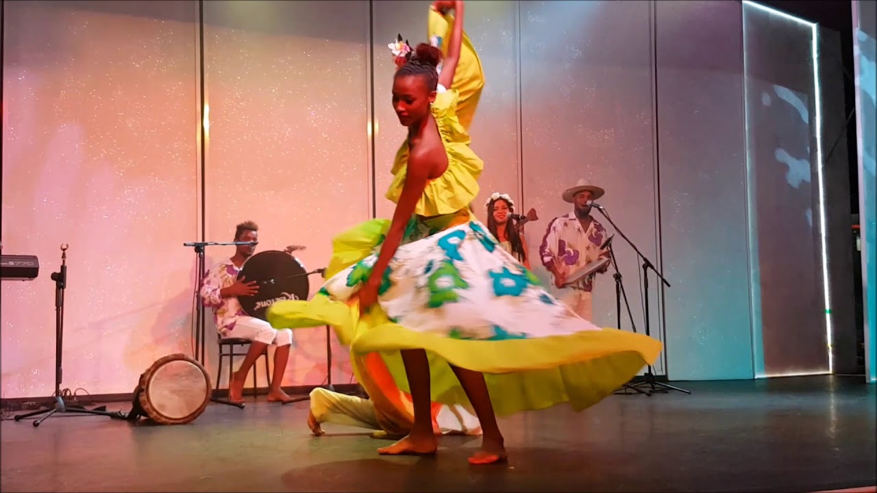 Bailes tradicionales de Mauricio Traditional dances from Mauritius