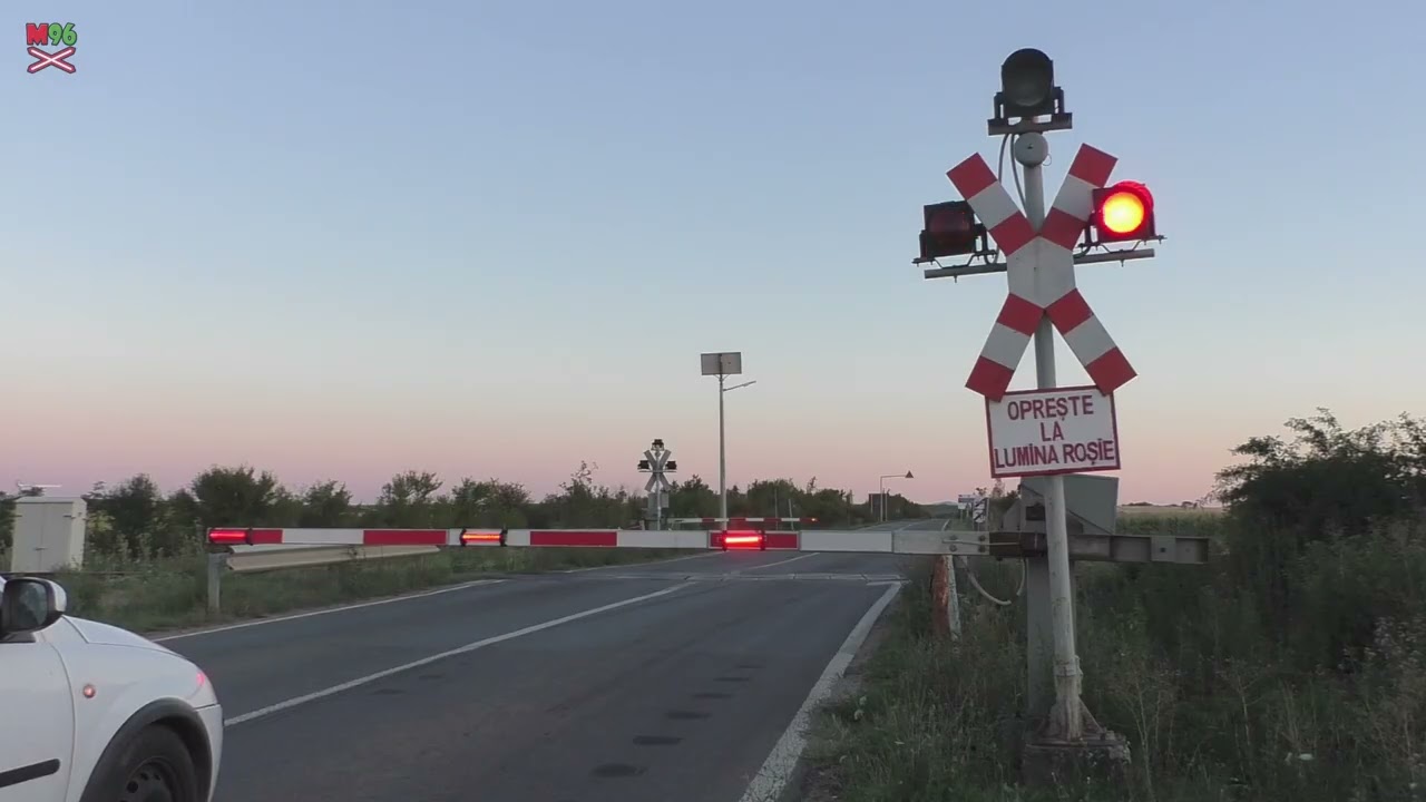 Trecere la nivel cu calea ferată Măureni (RO) - 1.8.2025 / Žel. přejezd / Romanian railroad crossing