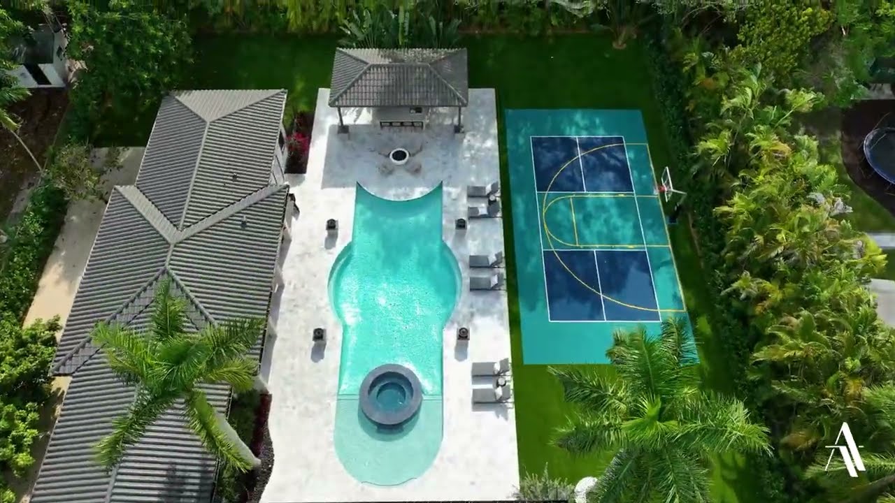 6080 SW 104th St, Miami, FL 33156