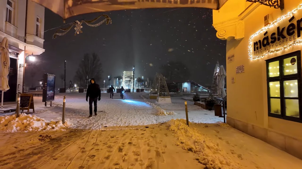 Győr Night Walk in Snow – Winter Walking Tour in Hungary (No Talking)