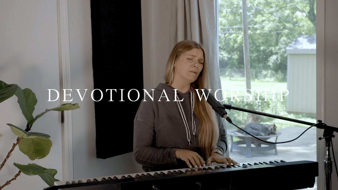 Beautiful Lord + Yet to Fail + Daughters of Jerusalem | Intimate Soaking Worship | Hannah Yoo