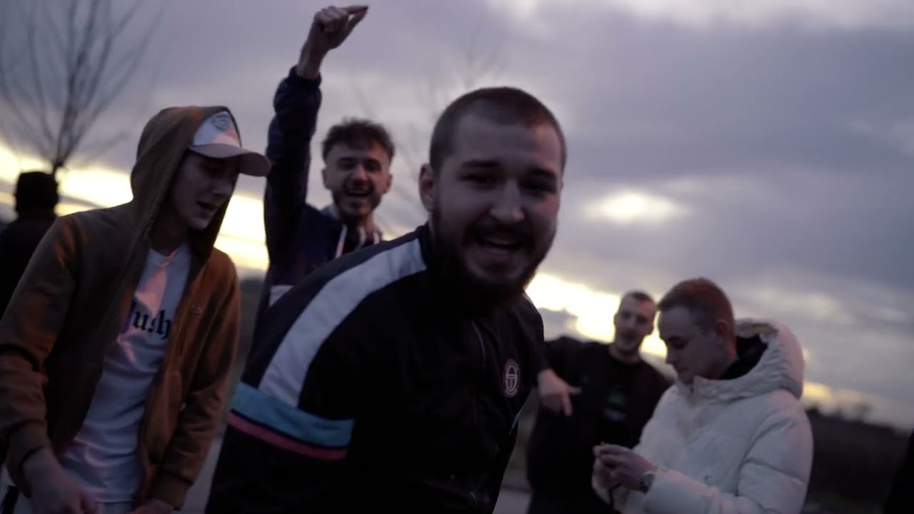 GAWRON  -  NIKE  DRESY  (prod. Oil Beatz)