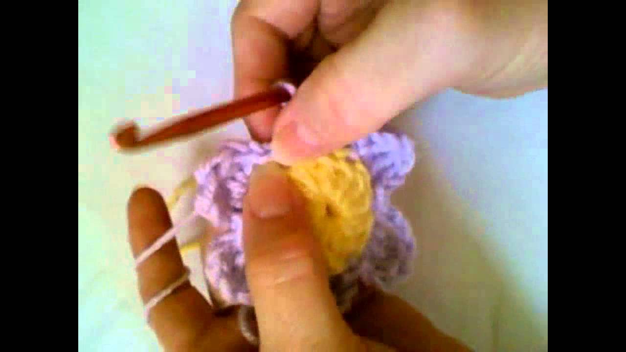 Crochet Flower Tutorial -- 