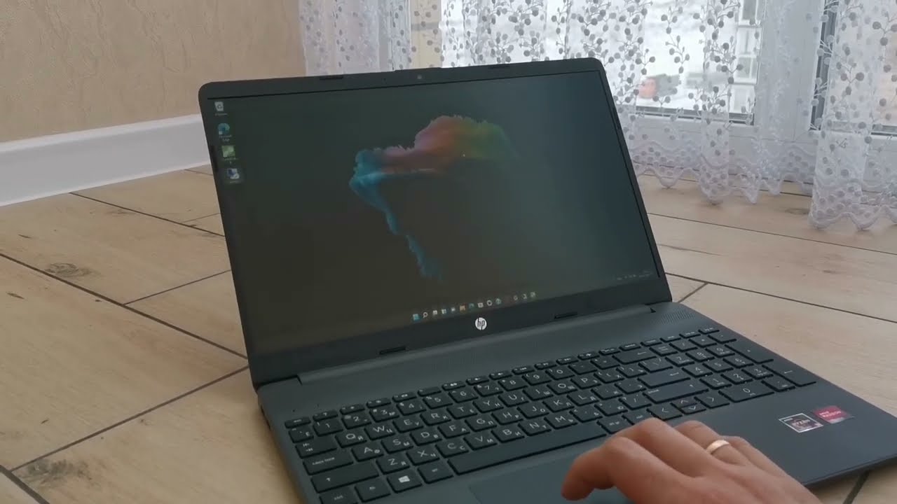 Ноутбук HP 15s-eq2024ur